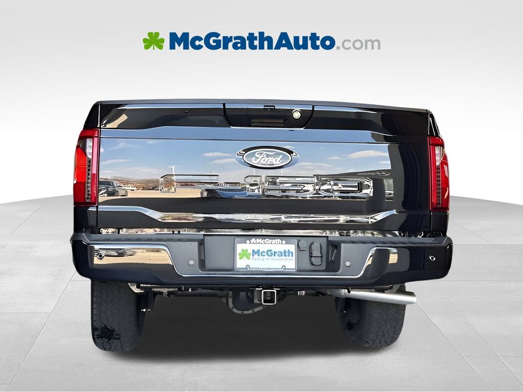 2025 Ford F-150 XLT photo 3