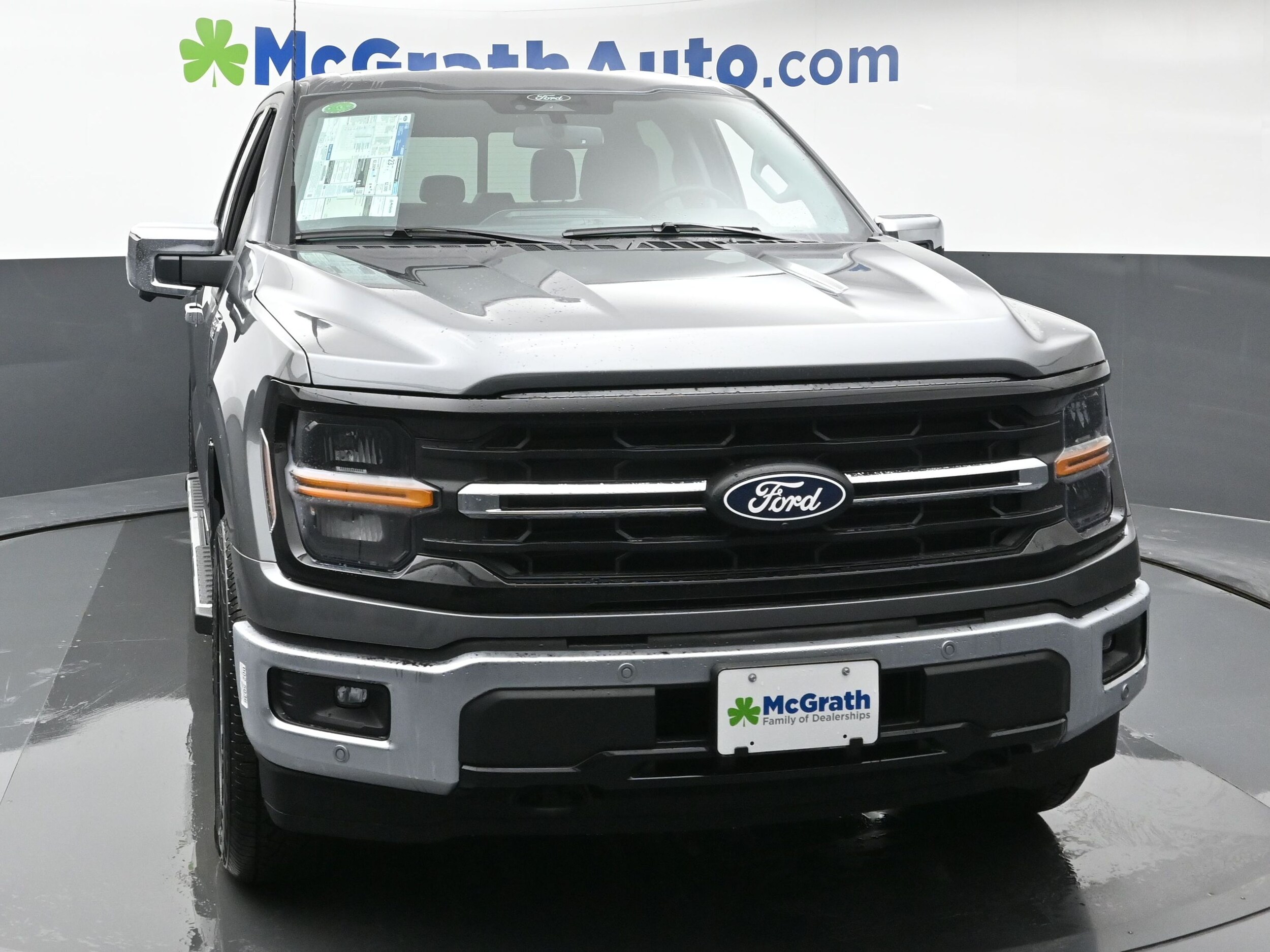 2025 Ford F-150 XLT photo 3