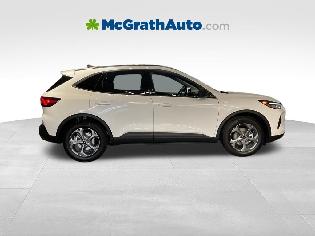 2025 Ford Escape Hybrid ST-Line photo 2