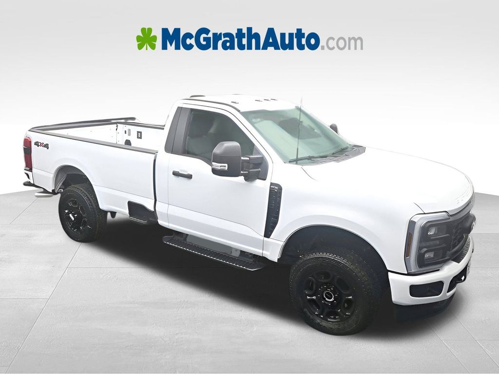 2025 Ford F-350 XL photo 2
