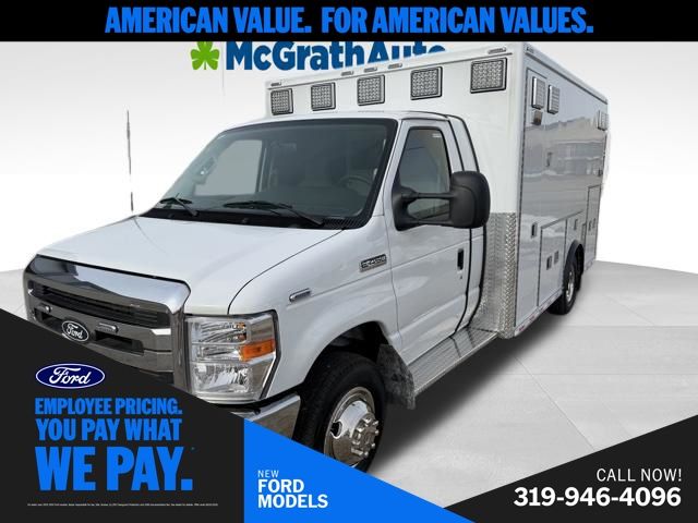 2026 Ford E-Series DRW E-450 Super Duty 158 in WB's photo