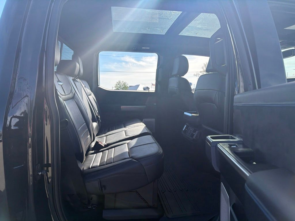 2025 Ford F-150 Platinum - Photo 25