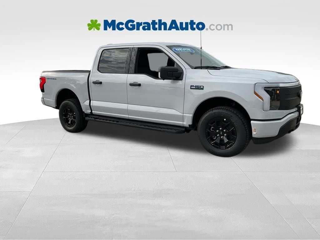 2025 Ford F-150 Lightning XLT's photo