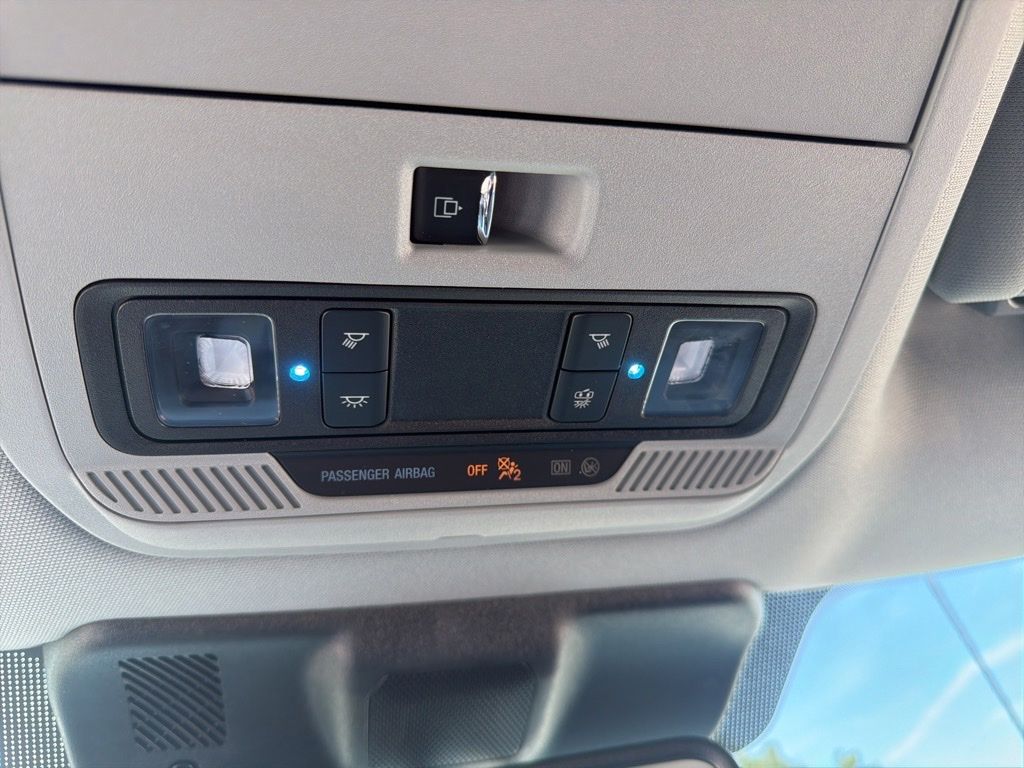 2025 Ford F-150 XLT - Photo 12