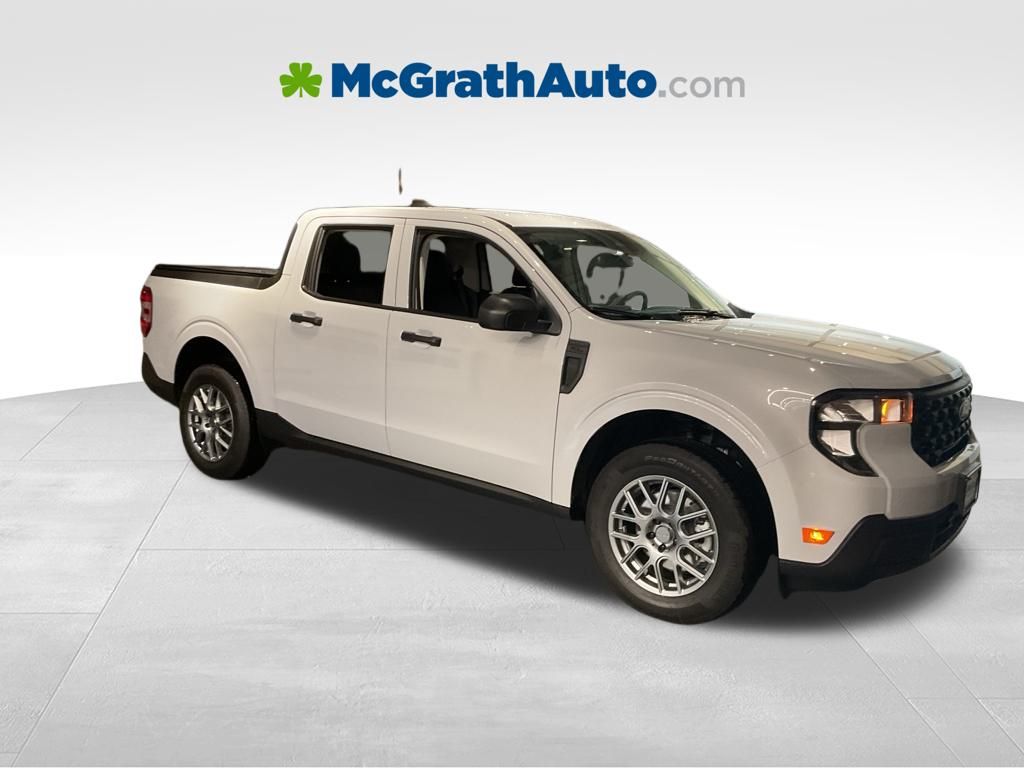 2025 Ford Maverick XL's photo