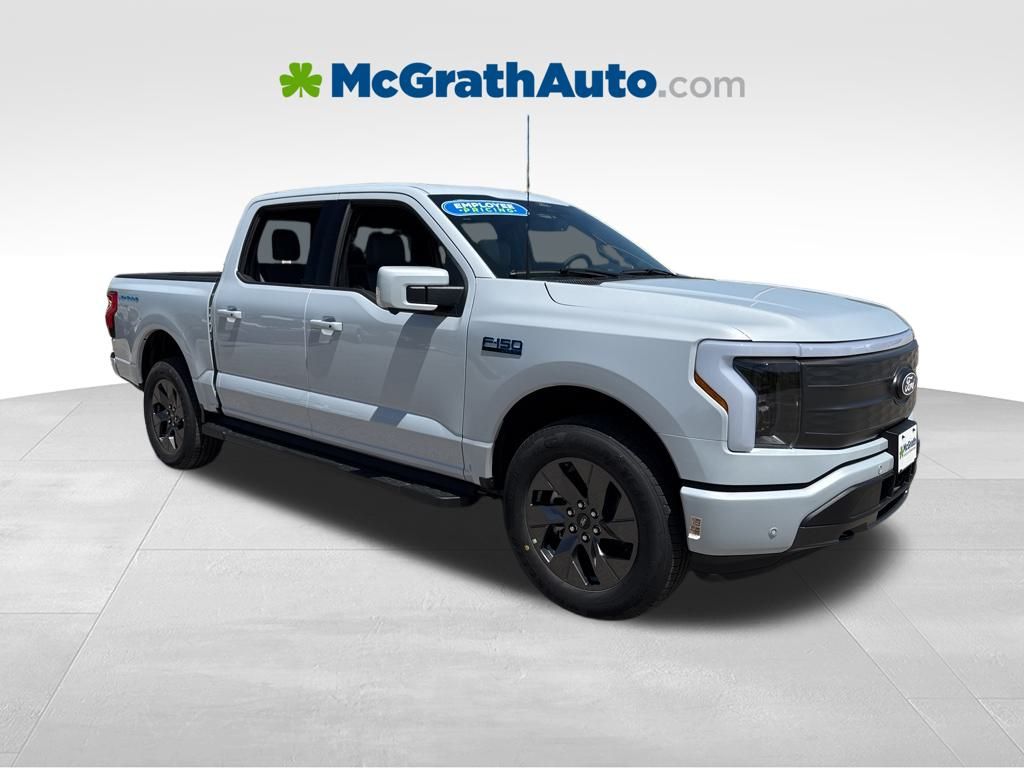 2025 Ford F-150 Lightning Lariat's photo