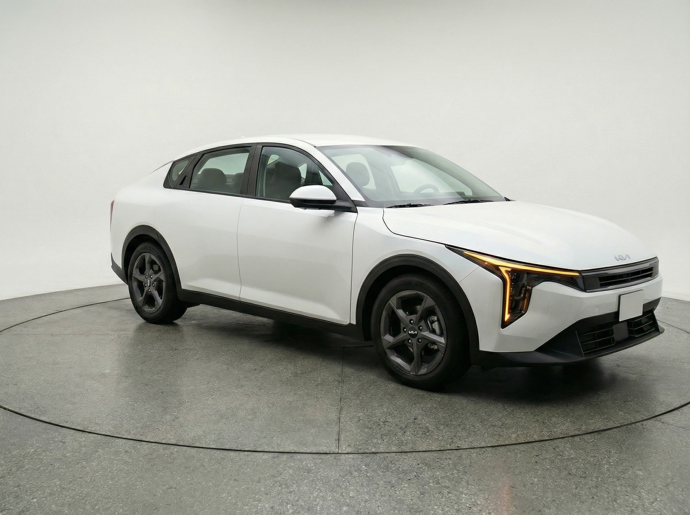 Thumbnail: 2025 Kia K4 - 1