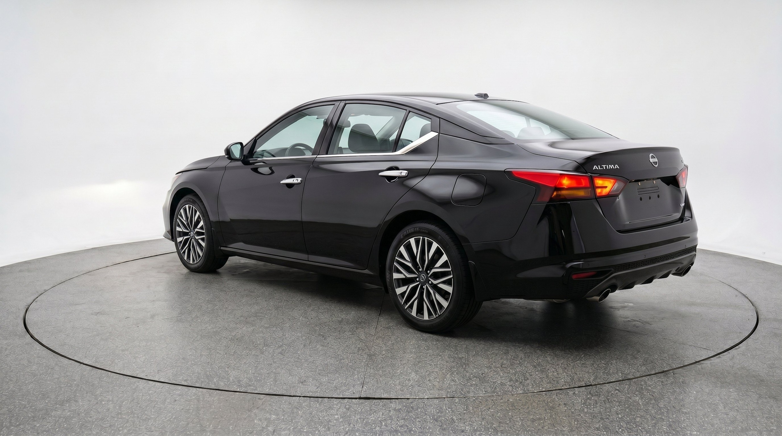 Thumbnail: 2026 Nissan Altima - 6
