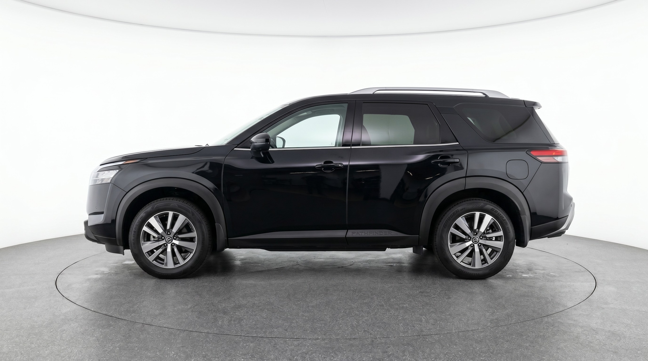 Thumbnail: 2025 Nissan Pathfinder - 4