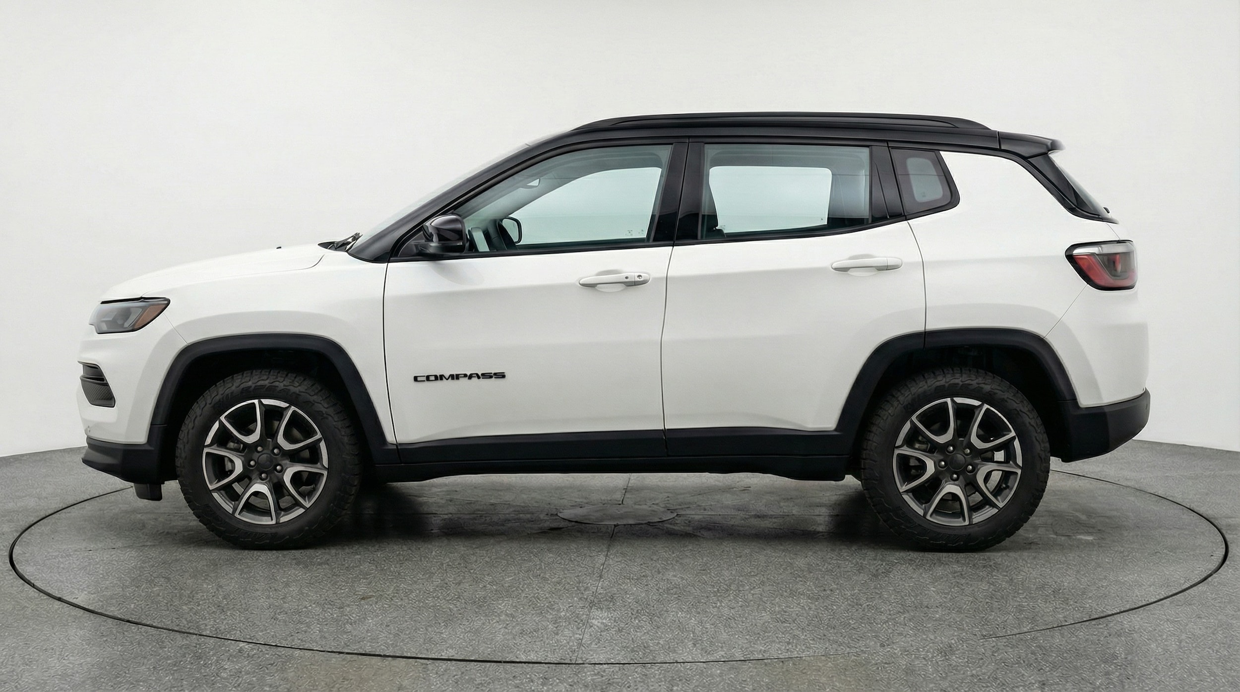 Thumbnail: 2025 Jeep Compass - 4