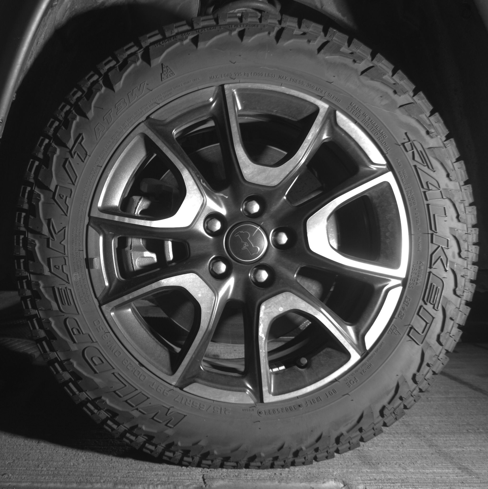 Thumbnail: 2025 Jeep Compass - 9