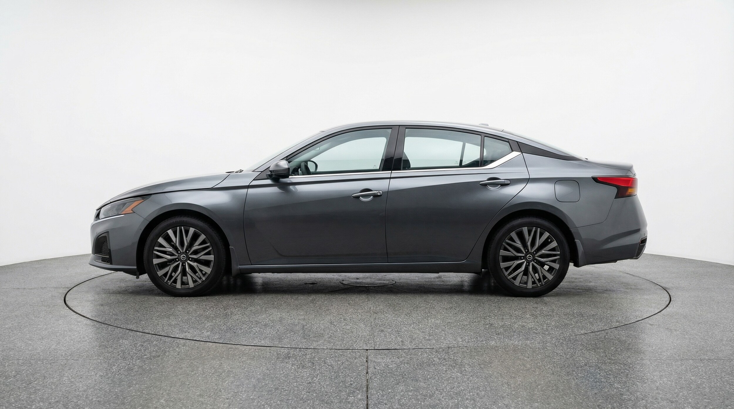 Thumbnail: 2025 Nissan Altima - 4