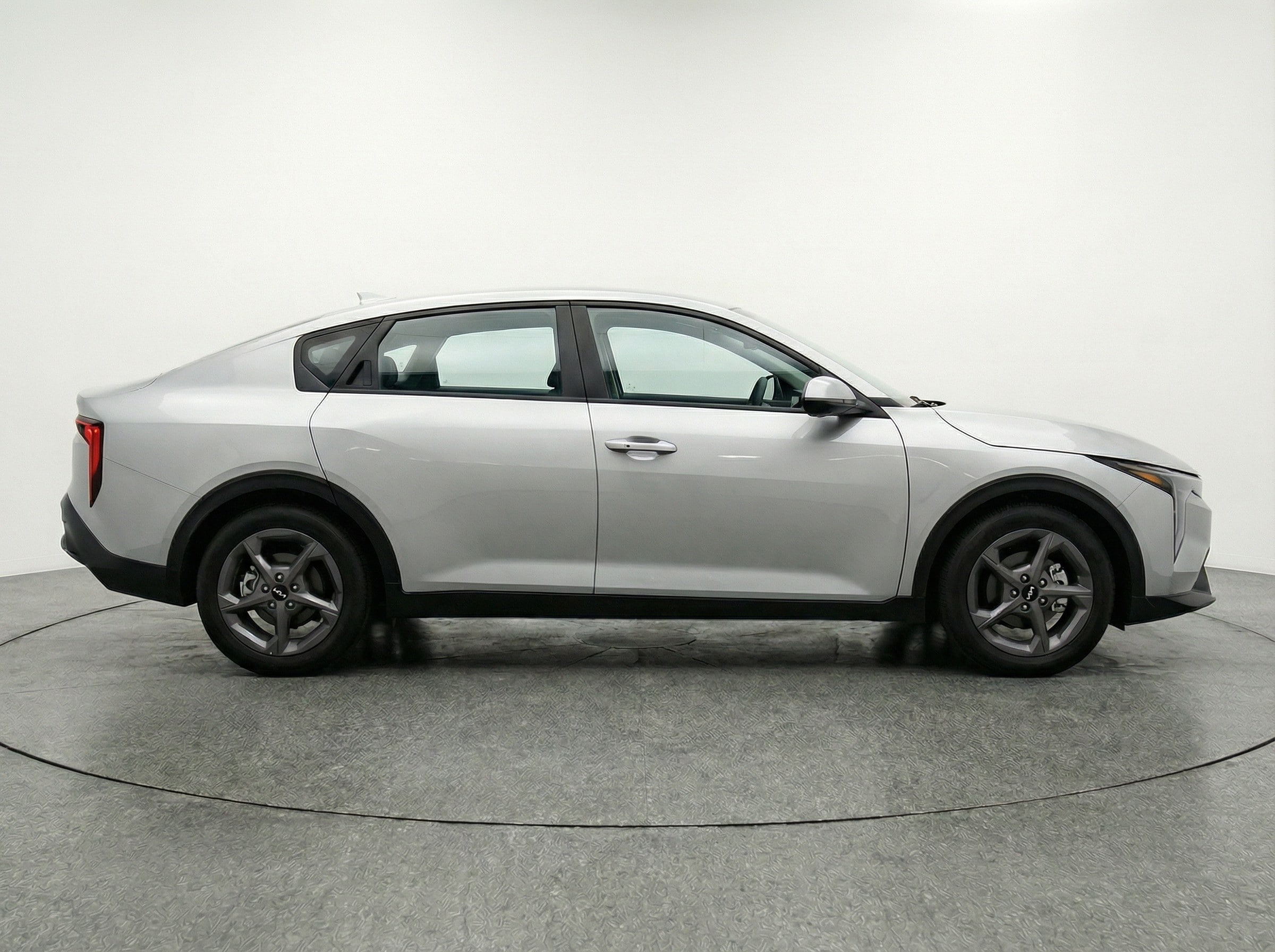 Thumbnail: 2025 Kia K4 - 4