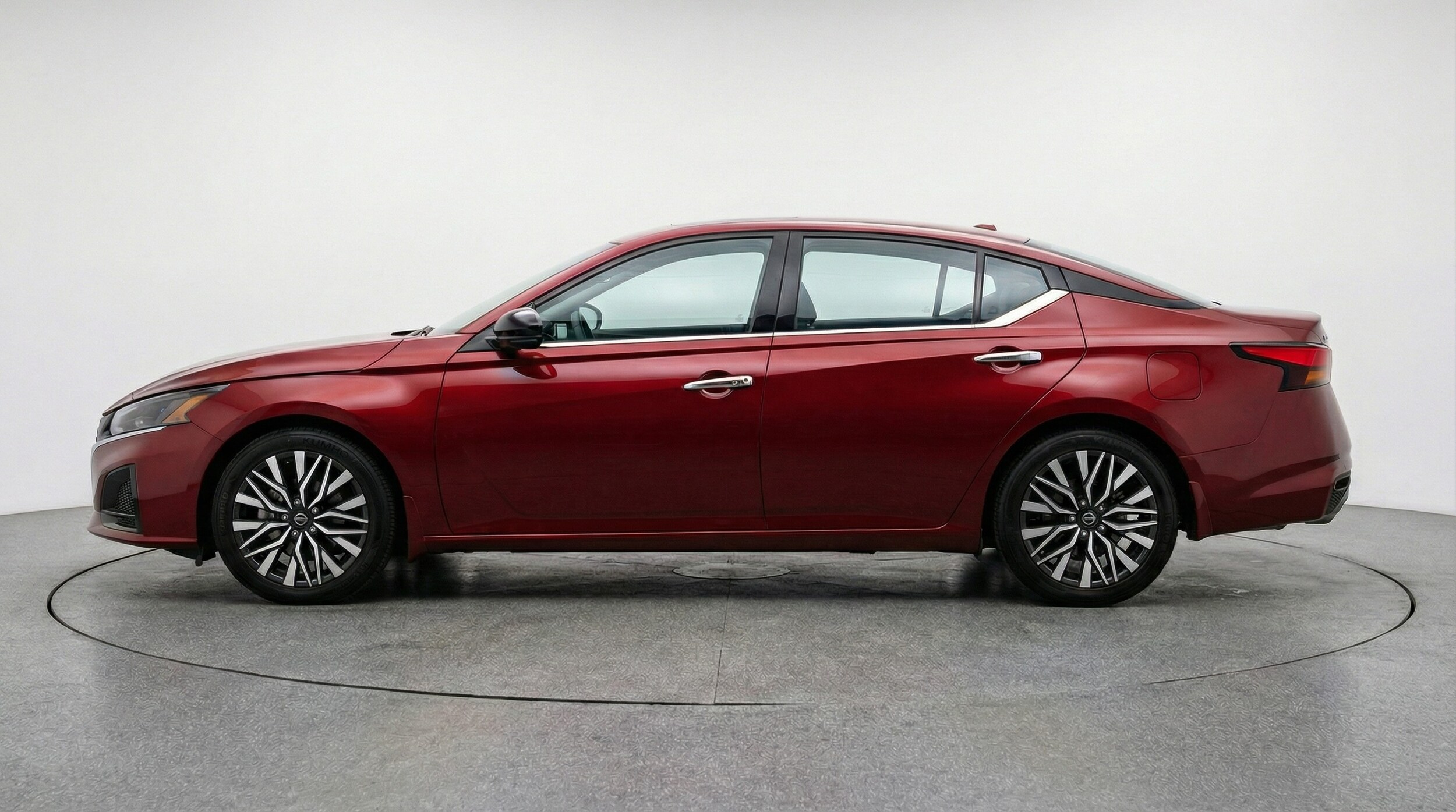 Thumbnail: 2025 Nissan Altima - 4