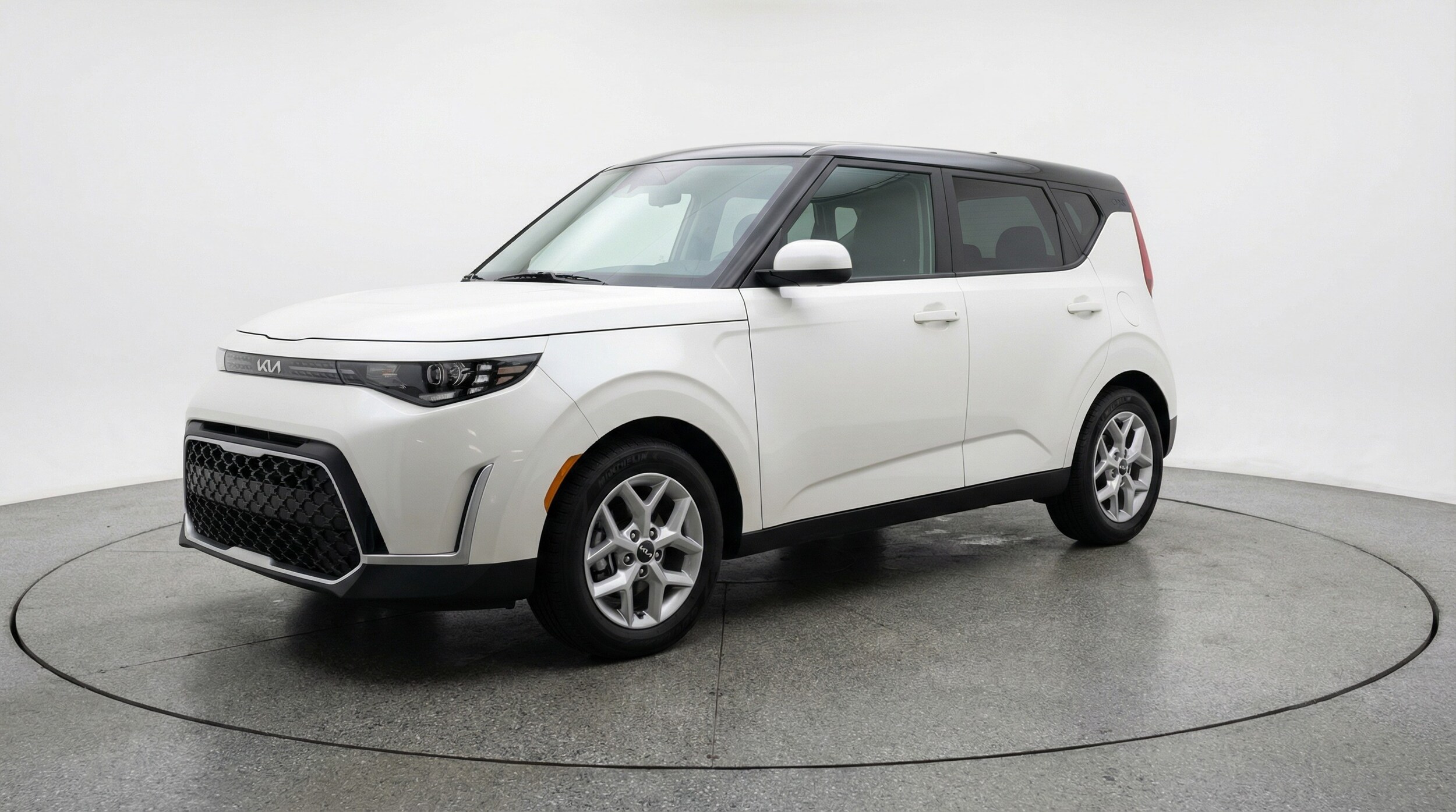 Thumbnail: 2025 Kia Soul - 3