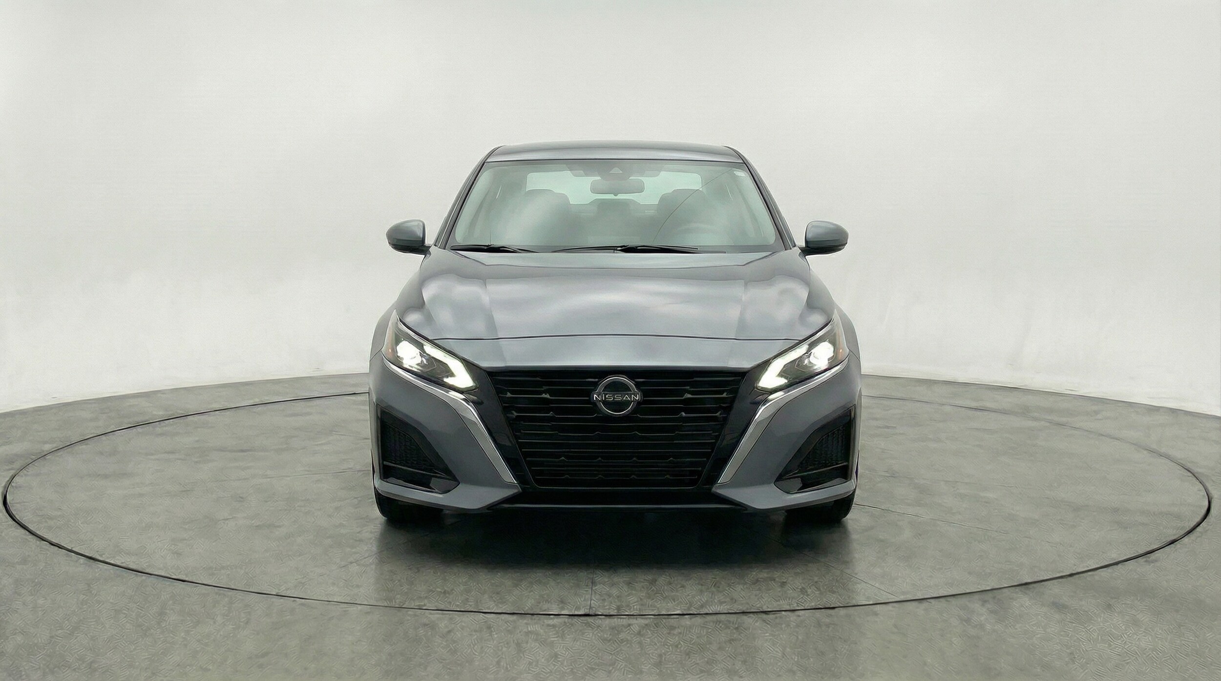 Thumbnail: 2025 Nissan Altima - 2