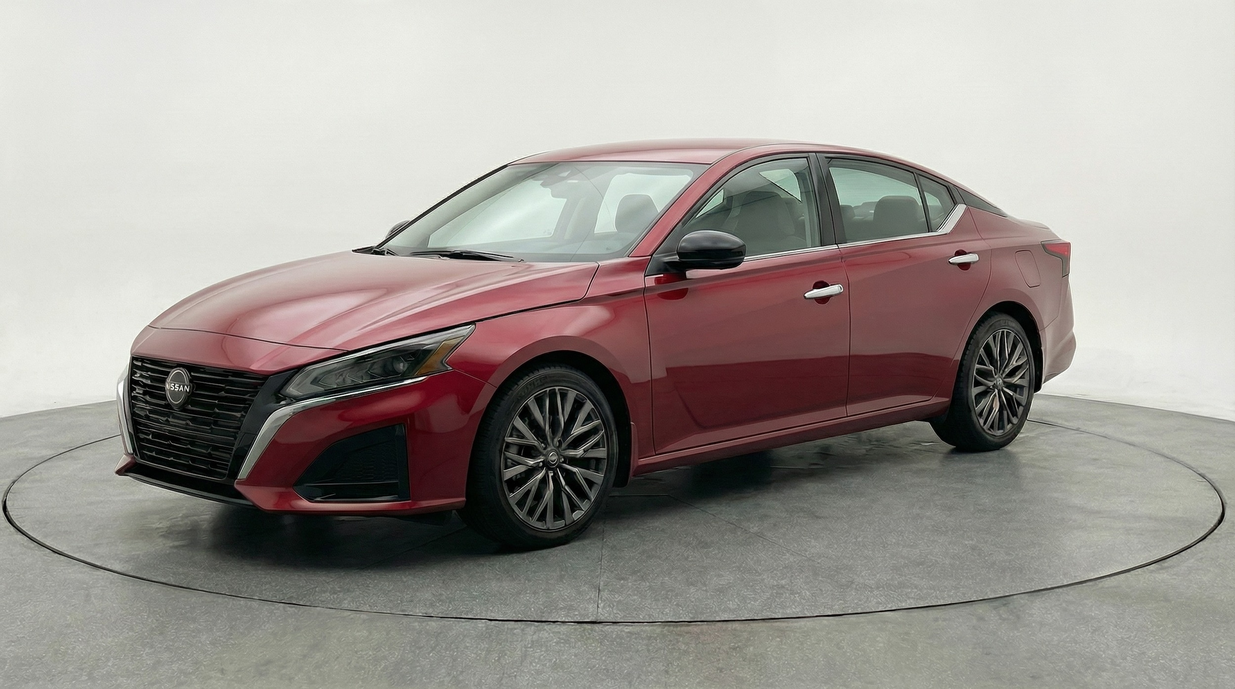 Thumbnail: 2025 Nissan Altima - 3