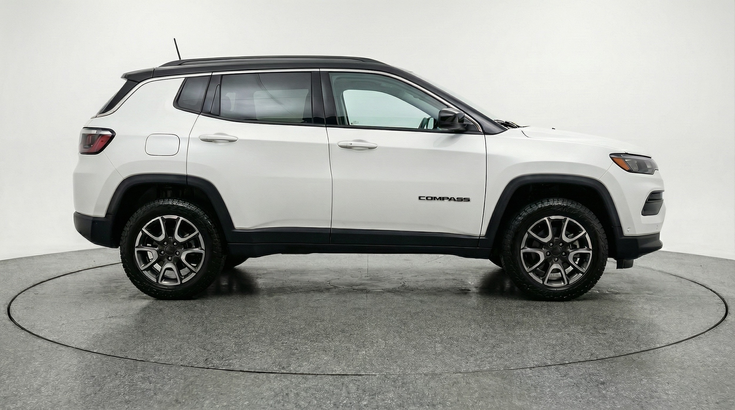 Thumbnail: 2025 Jeep Compass - 8