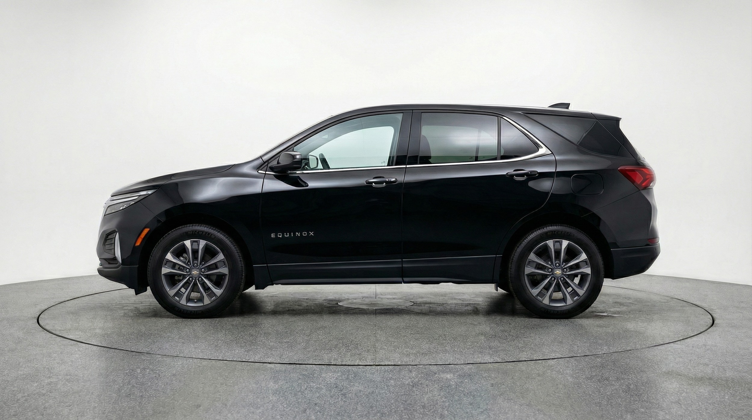 Thumbnail: 2025 Chevrolet Equinox - 4