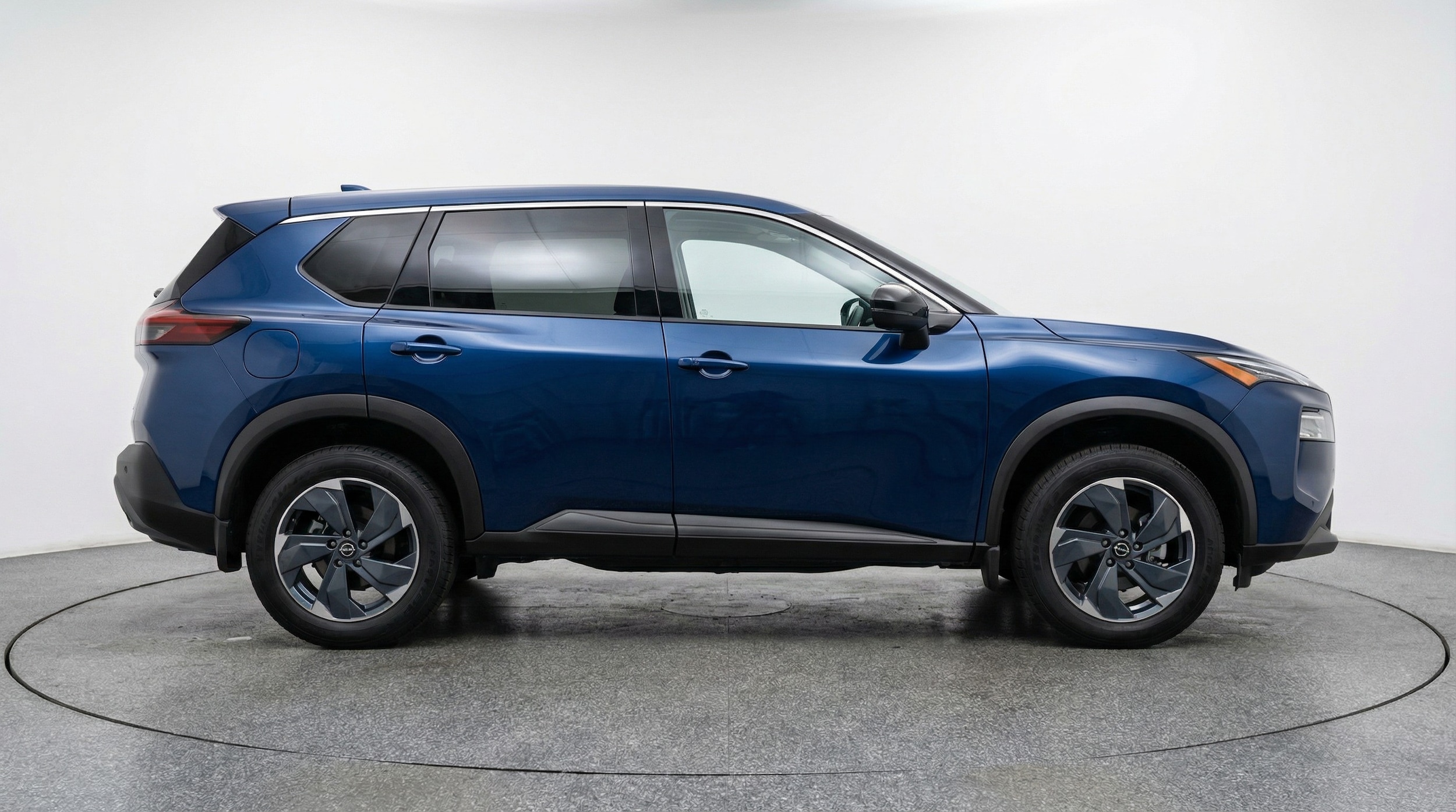 Thumbnail: 2025 Nissan Rogue - 8