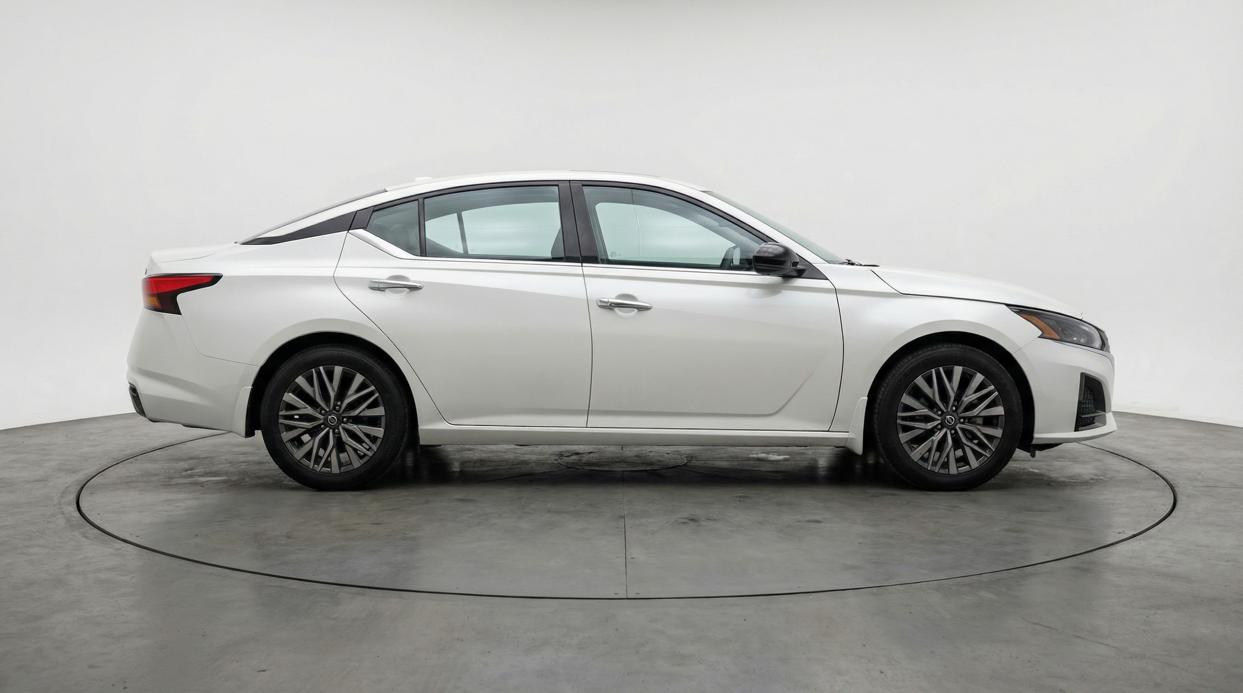 Thumbnail: 2025 Nissan Altima - 8