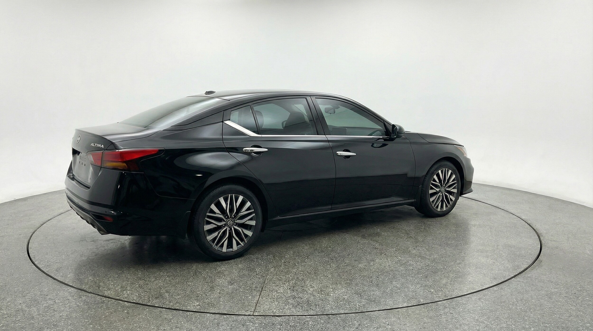 Thumbnail: 2025 Nissan Altima - 7