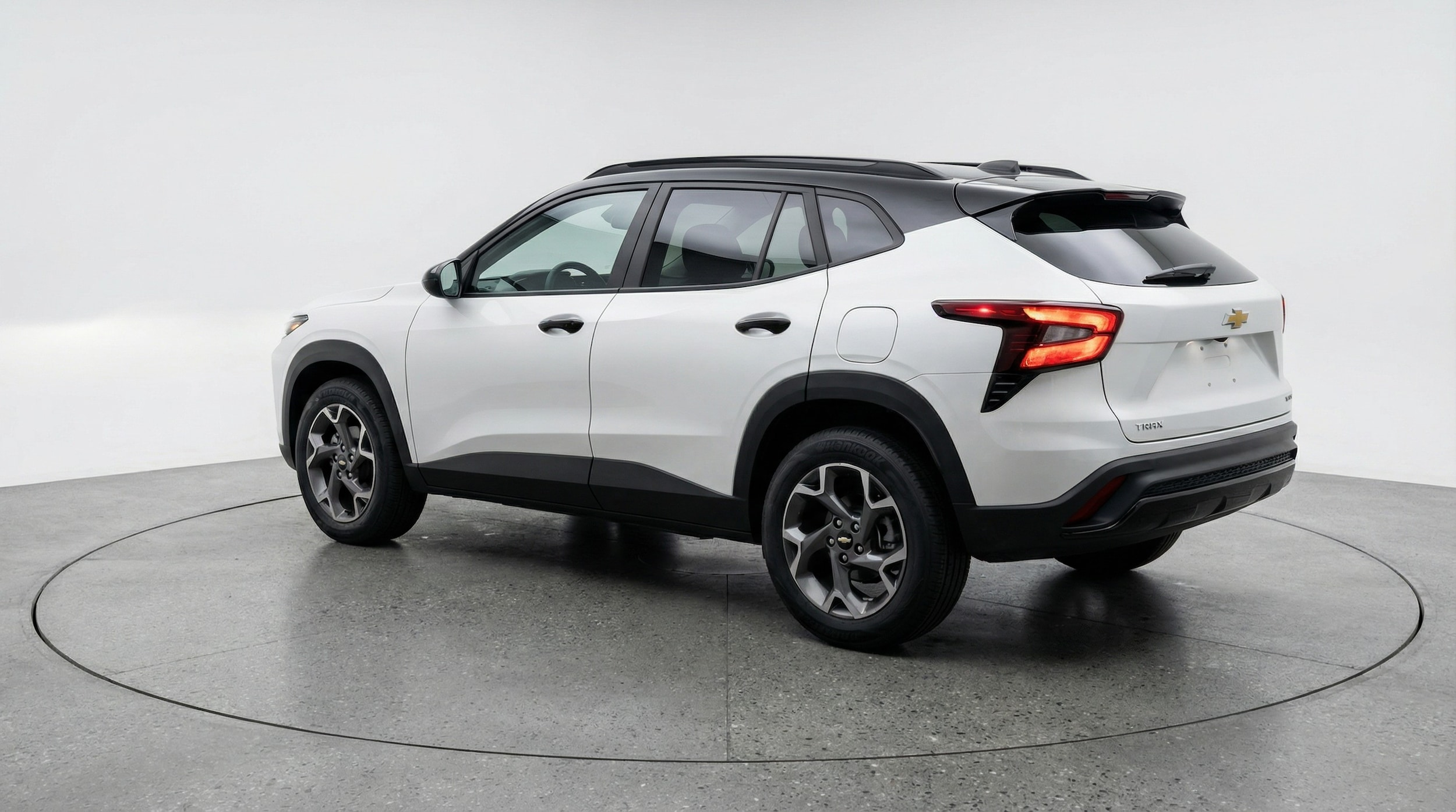 Thumbnail: 2025 Chevrolet Trax - 5