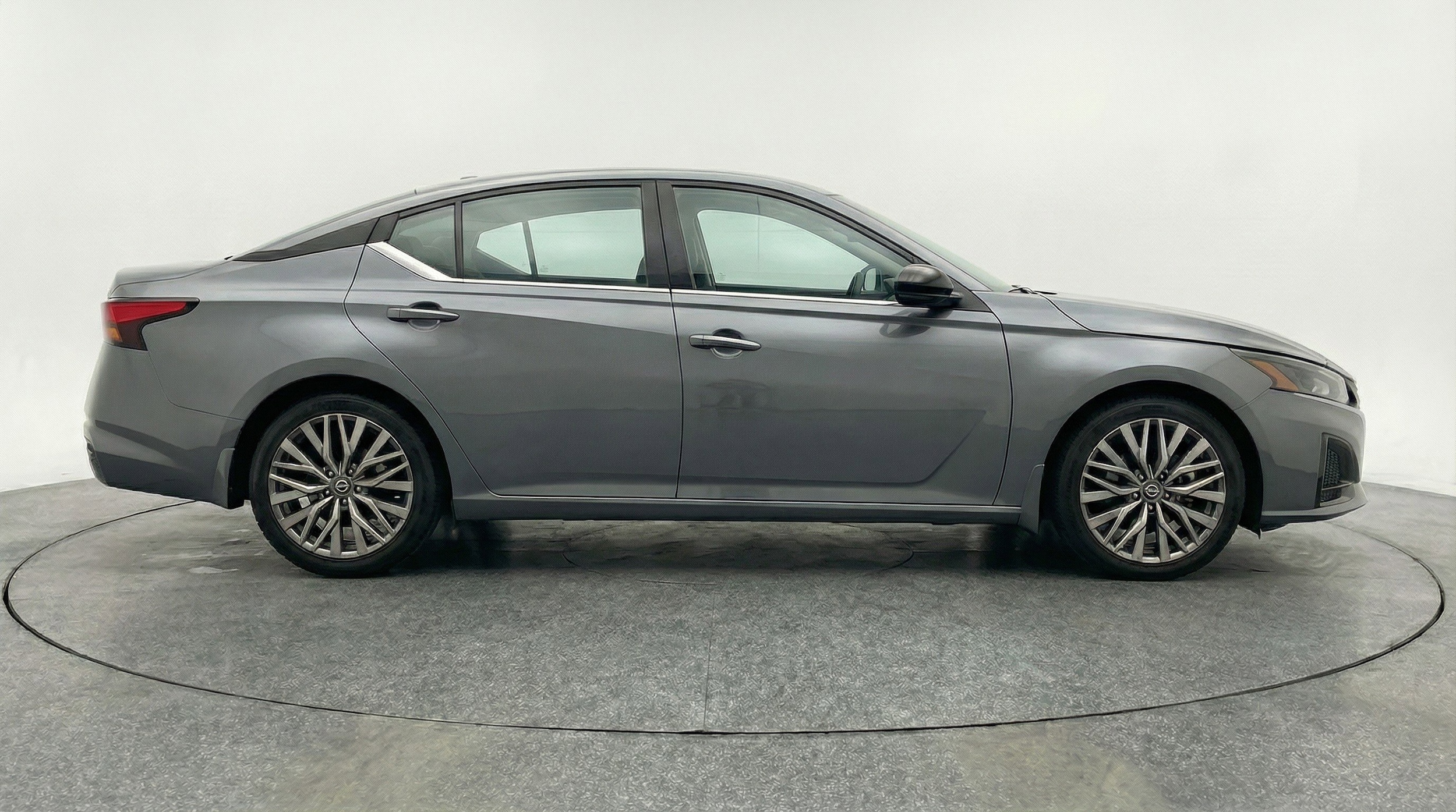 Thumbnail: 2025 Nissan Altima - 11
