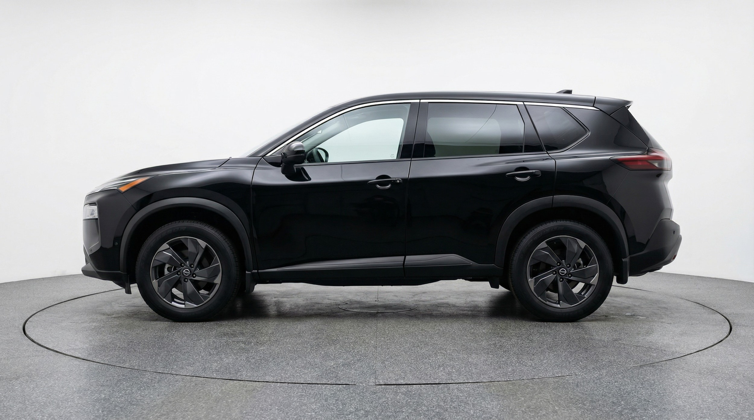 Thumbnail: 2025 Nissan Rogue - 4