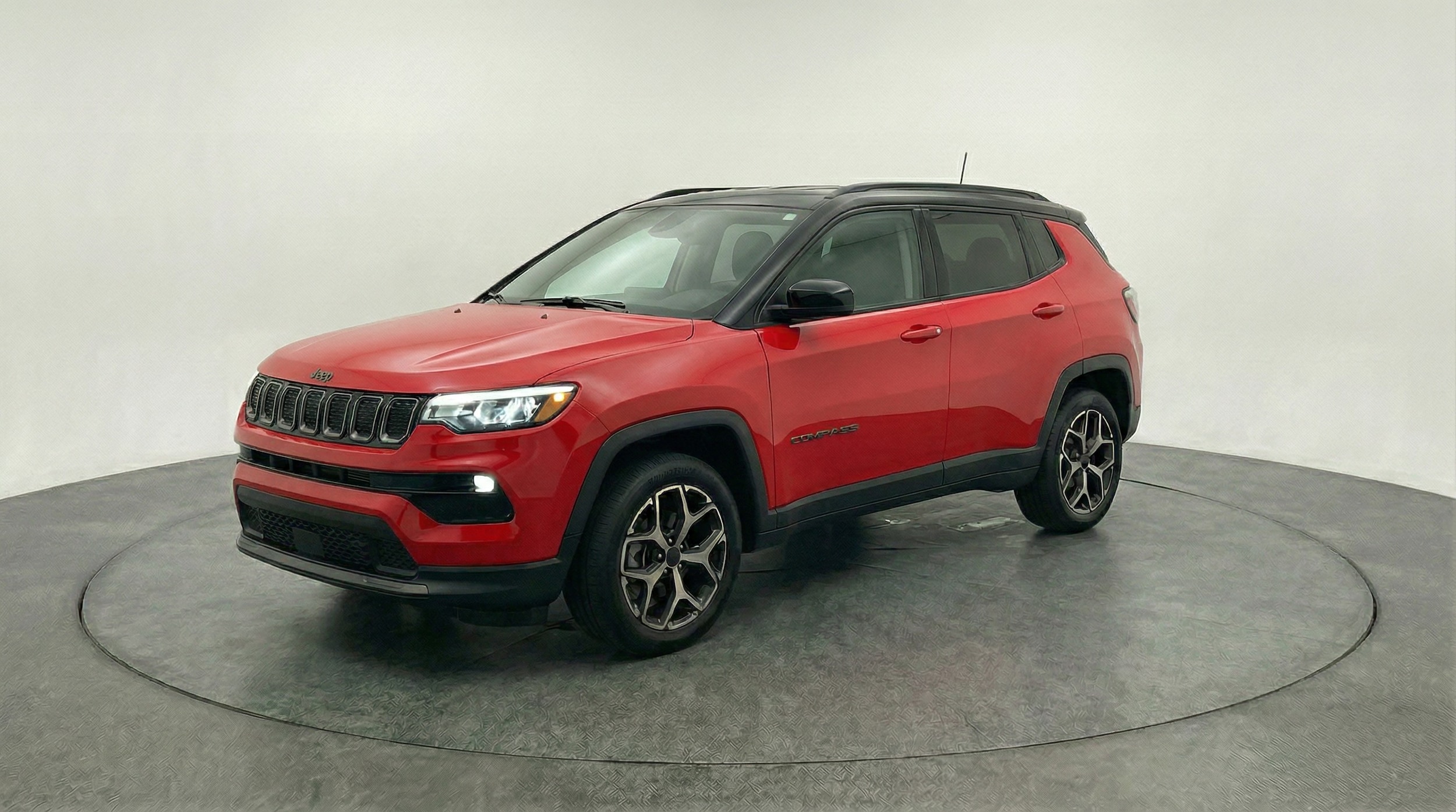 Thumbnail: 2025 Jeep Compass - 3