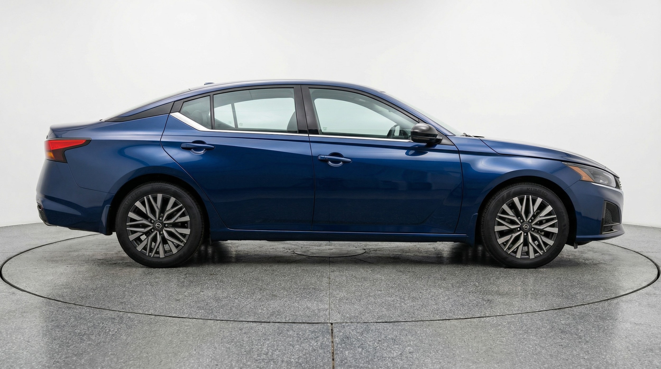 Thumbnail: 2025 Nissan Altima - 8