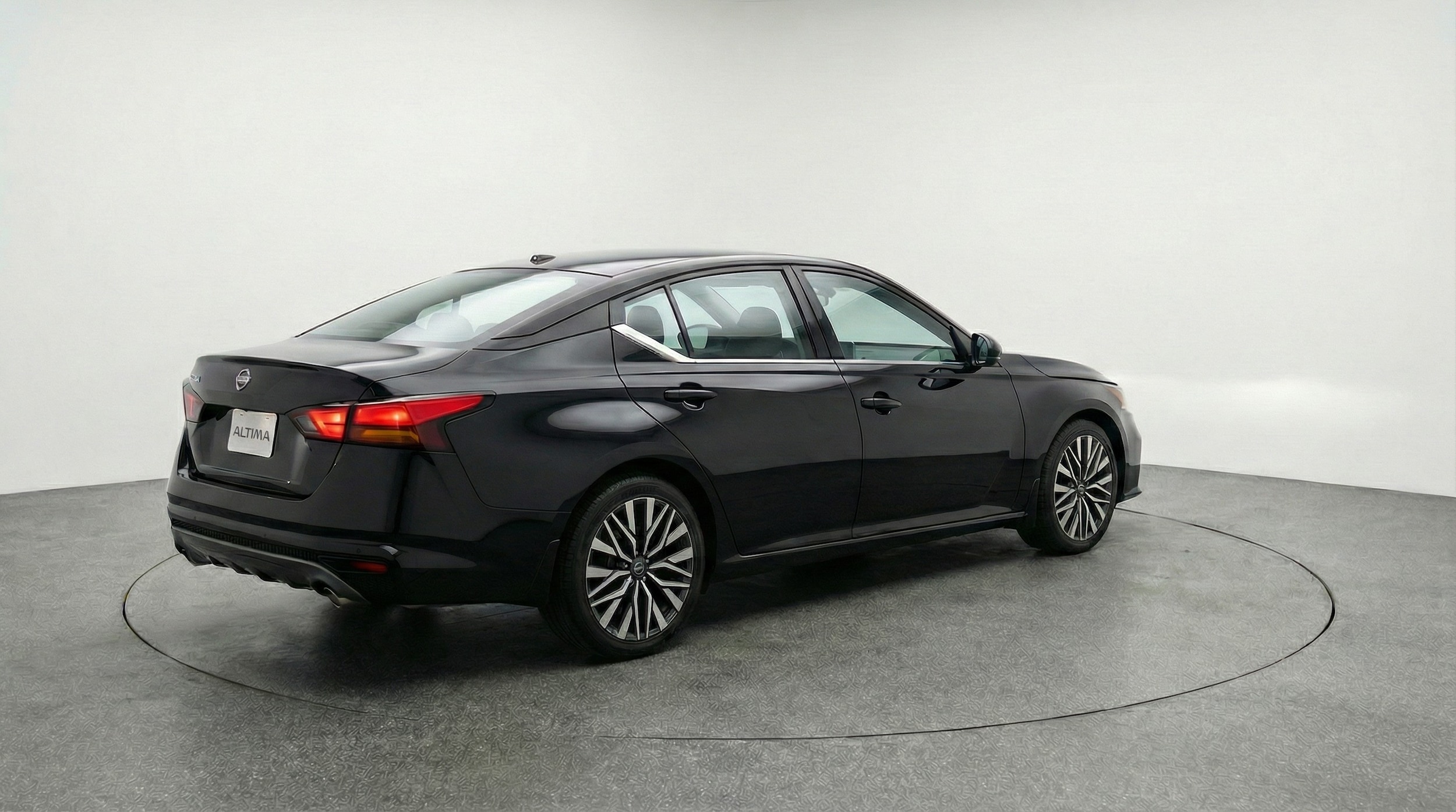 Thumbnail: 2025 Nissan Altima - 7