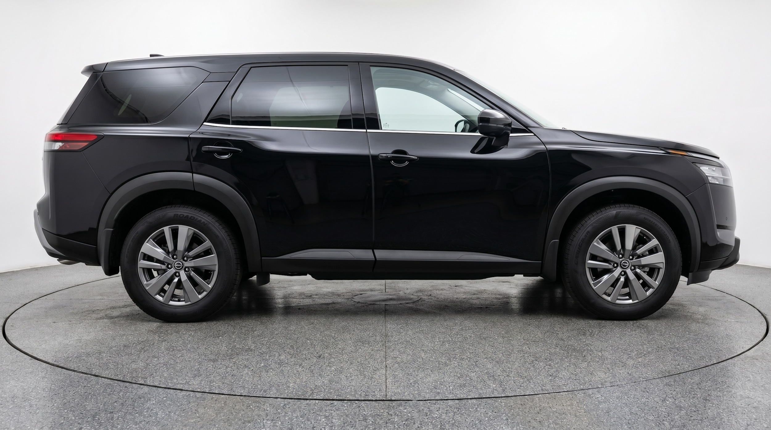Thumbnail: 2025 Nissan Pathfinder - 8