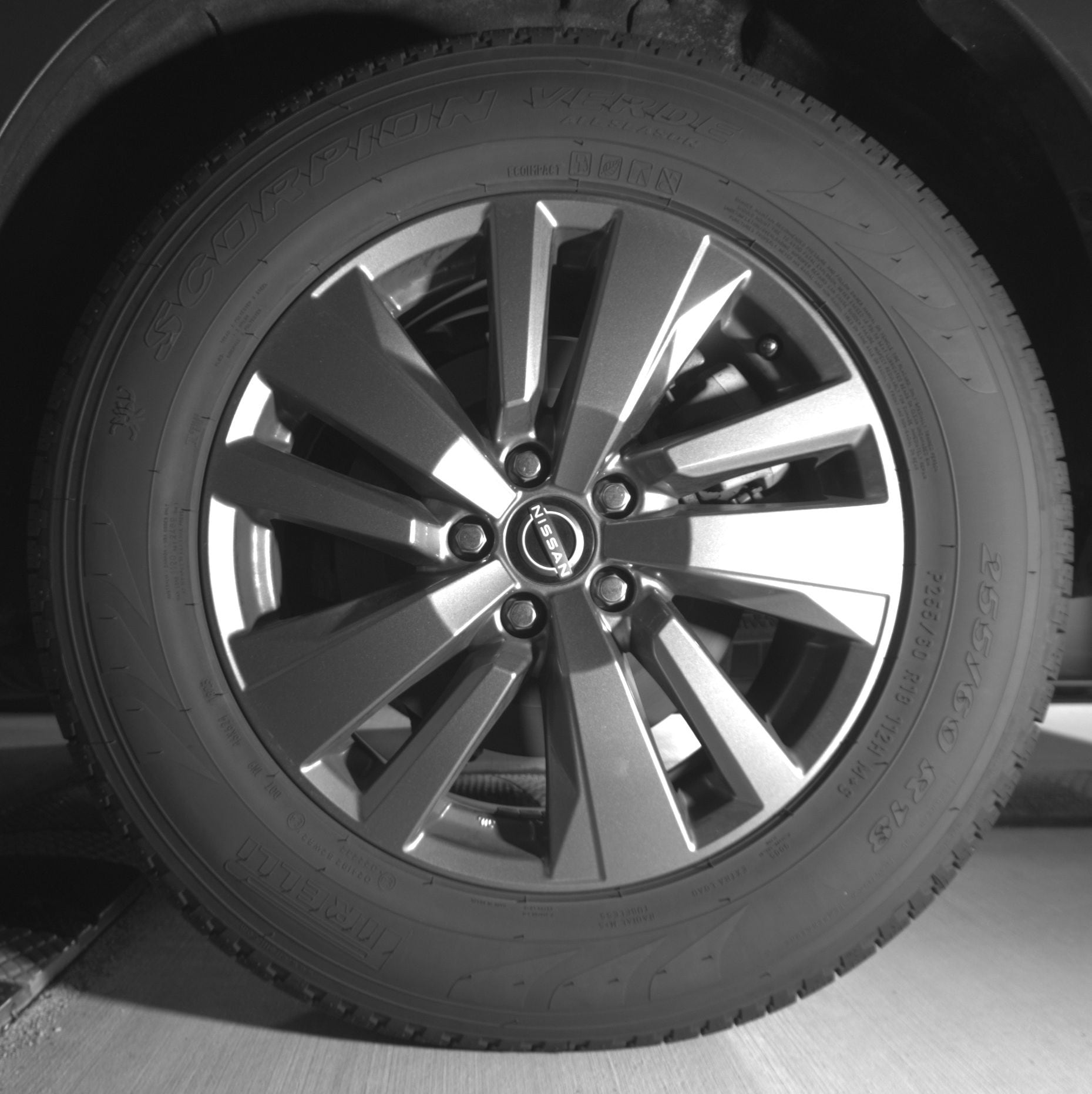 Thumbnail: 2025 Nissan Pathfinder - 11