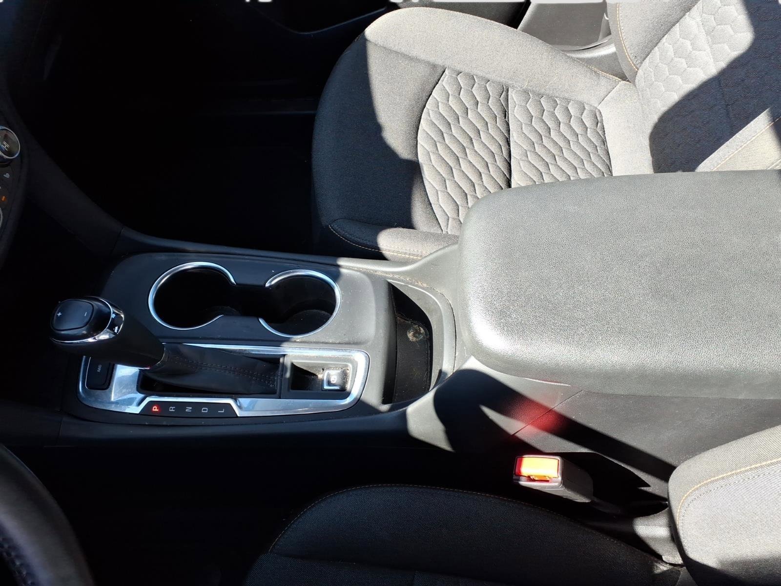 2021 Chevrolet Equinox LT - Photo 13