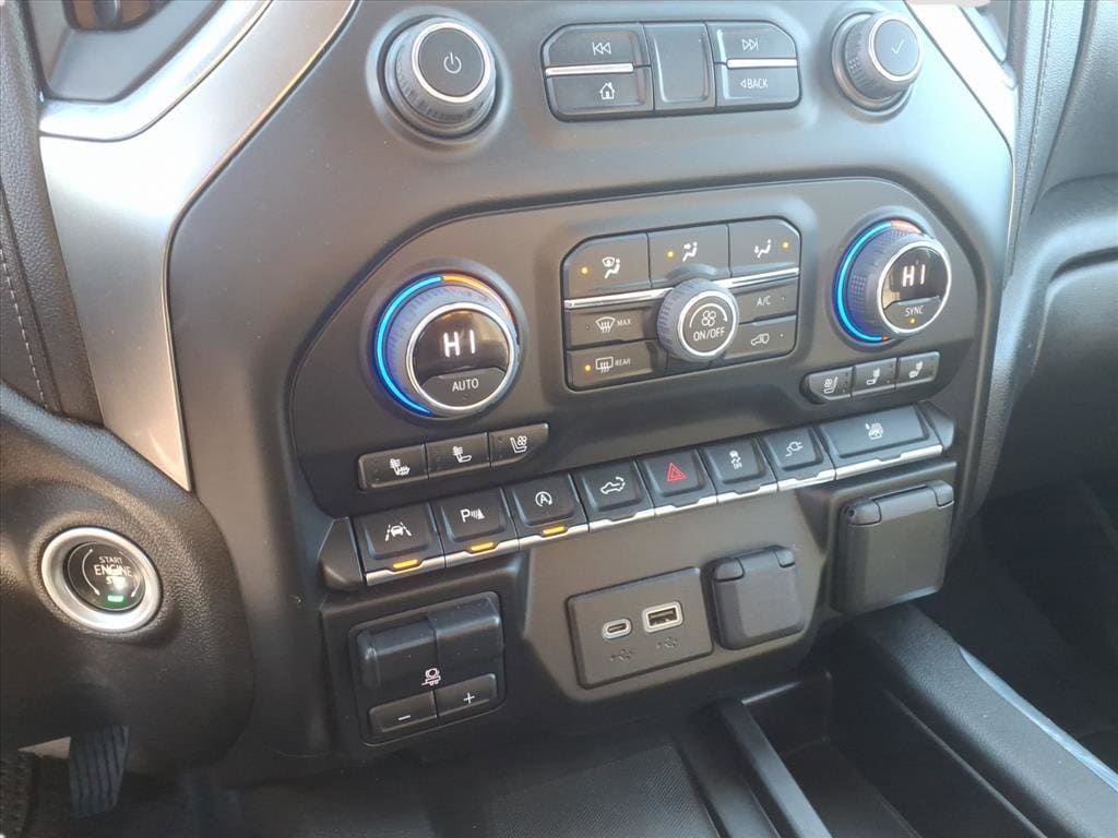 2022 Chevrolet Silverado 1500 Limited LTZ - Photo 12