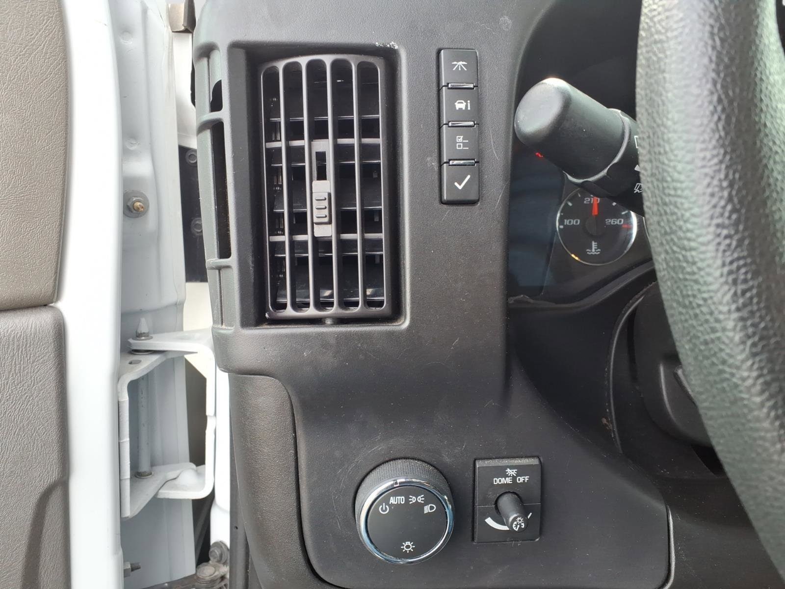 2024 GMC Savana Cargo Work Van - Photo 16