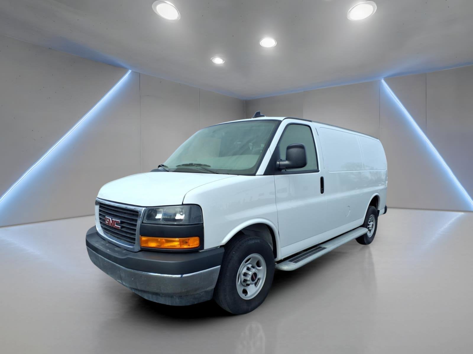 2024 GMC Savana Cargo Work Van - Photo 3