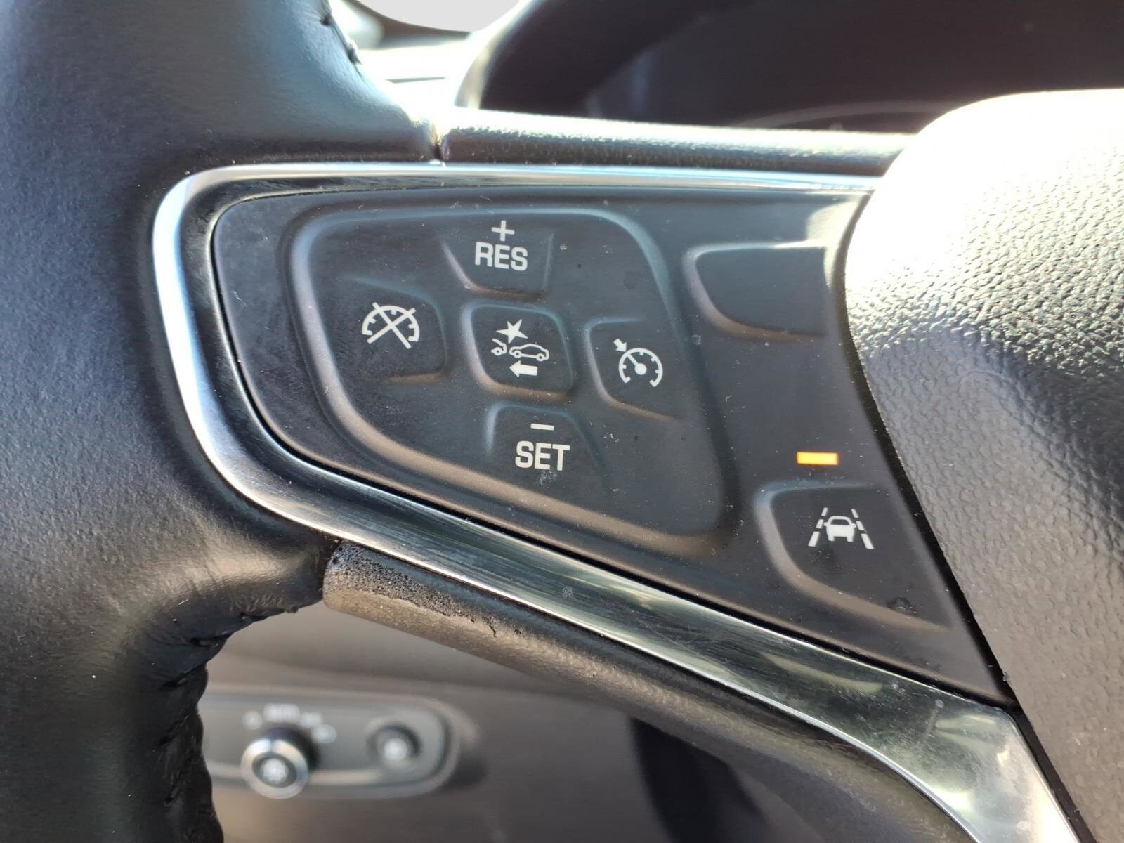 2021 Chevrolet Equinox LT - Photo 18