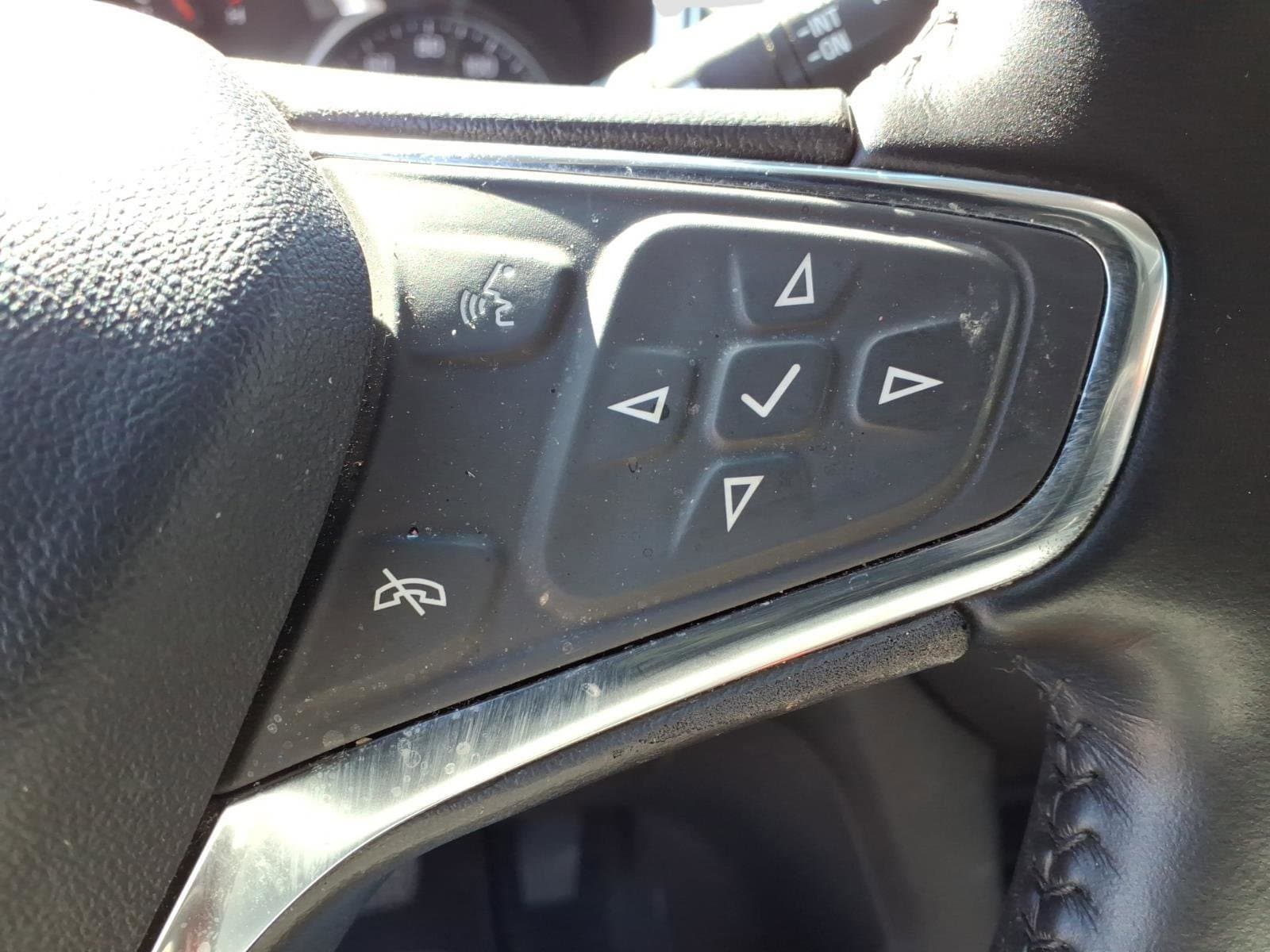 2021 Chevrolet Equinox LT - Photo 19