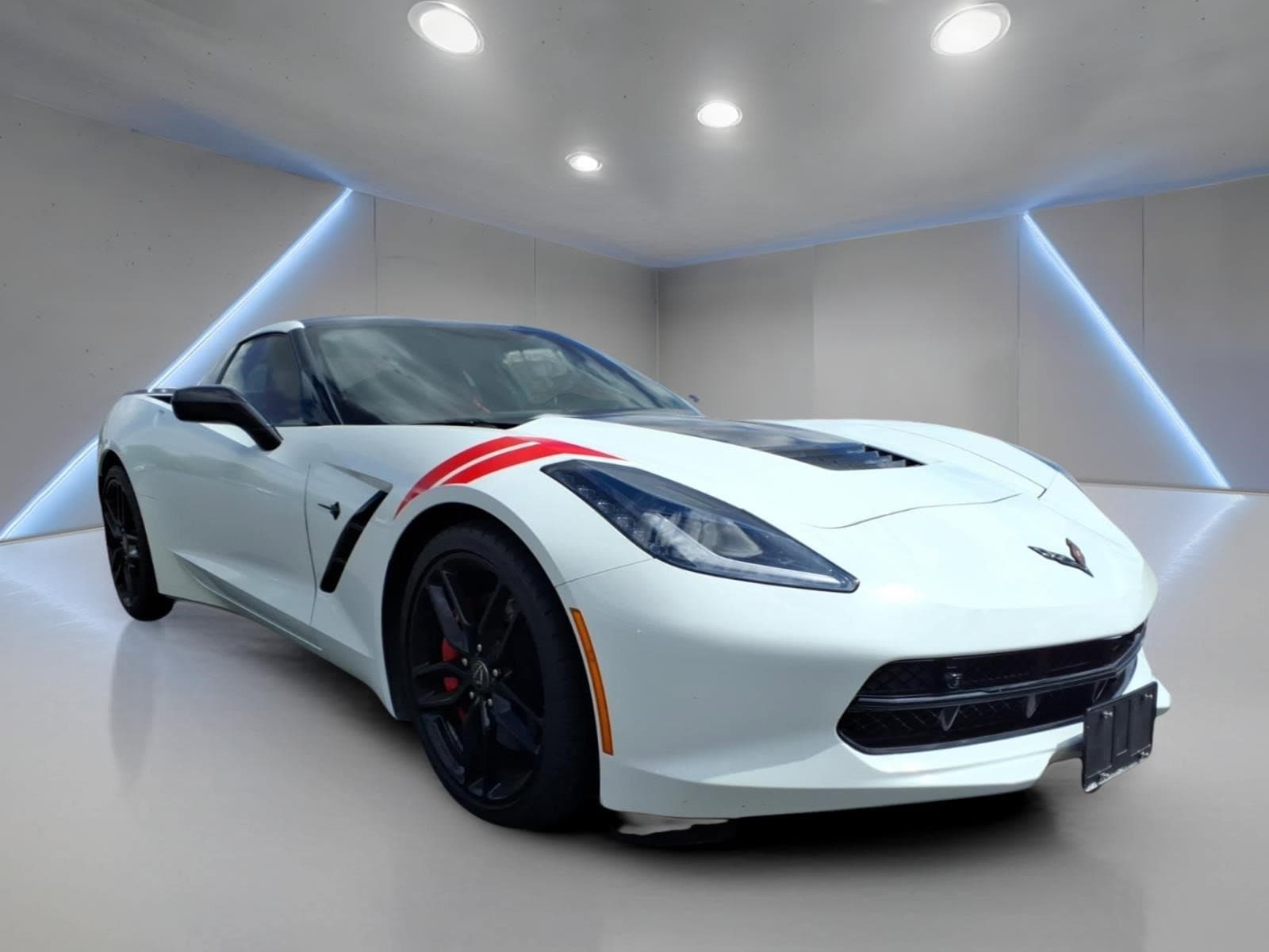 2016 Chevrolet Corvette Stingray Coupe 2LT w/Z51's photo