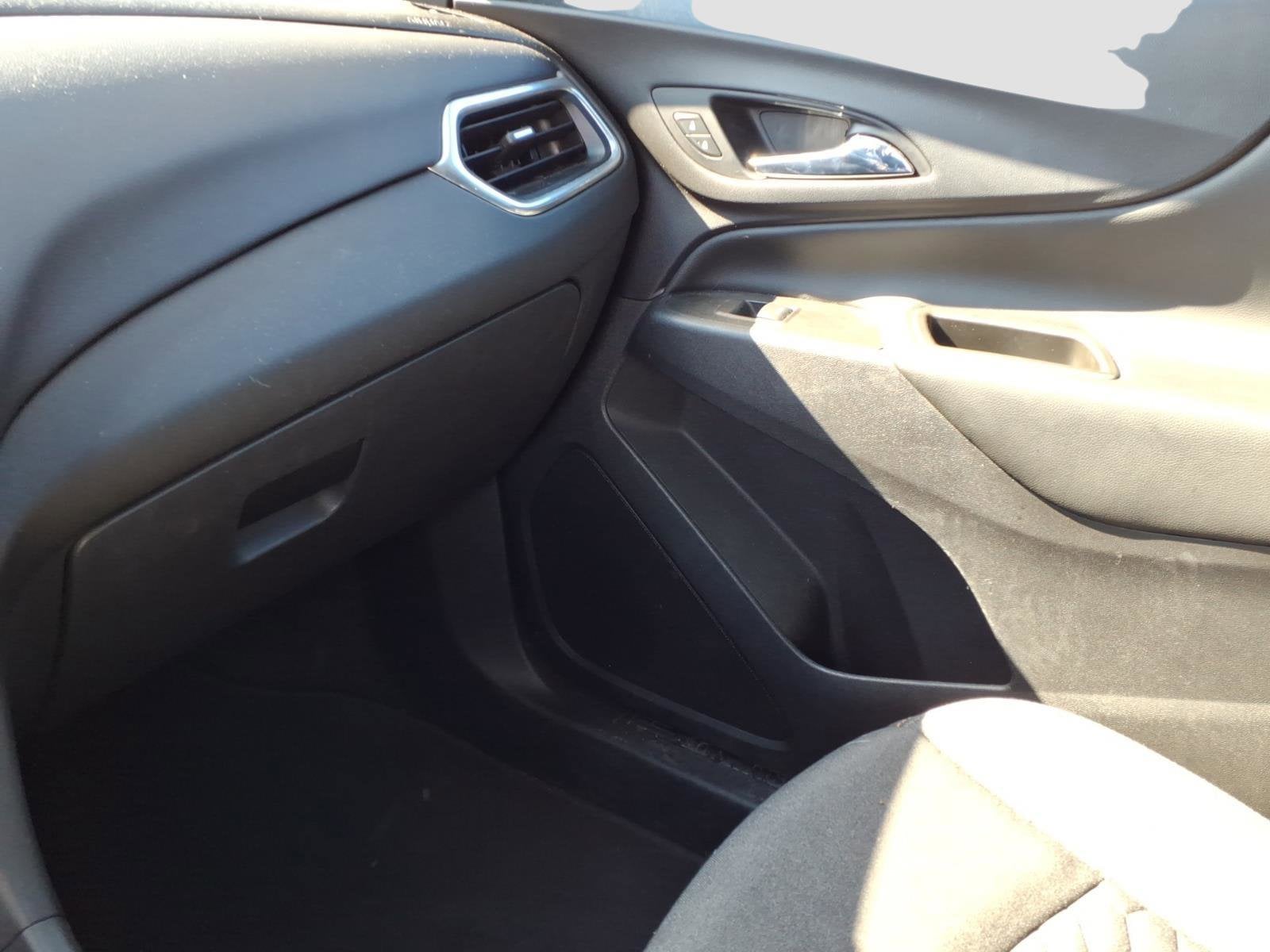 2021 Chevrolet Equinox LT - Photo 21