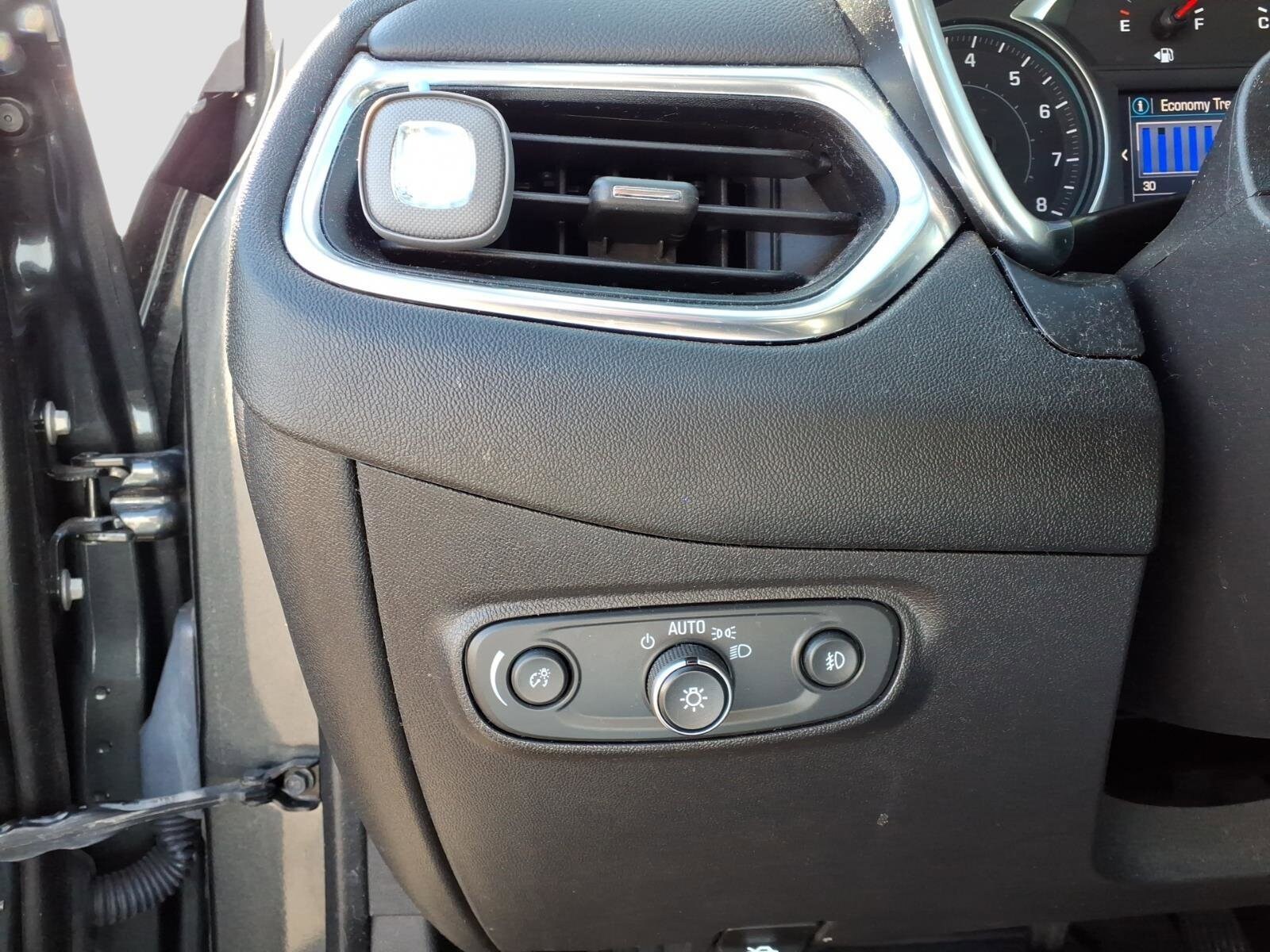 2021 Chevrolet Equinox LT - Photo 16