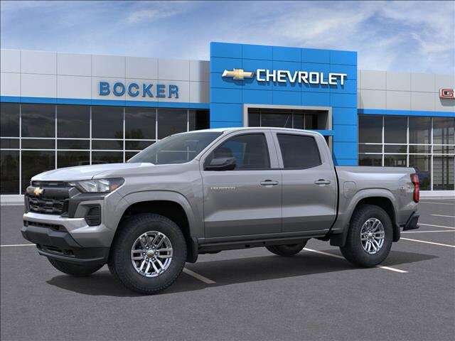2025 Chevrolet Colorado Work Truck LT photo 2