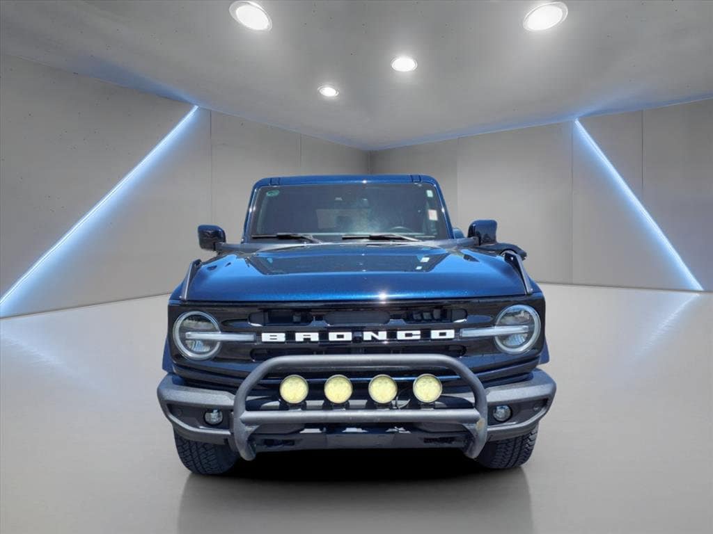Used 2021 Ford Bronco 4-Door Outer Banks with VIN 1FMEE5DP7MLB04674 for sale in Freeport, IL