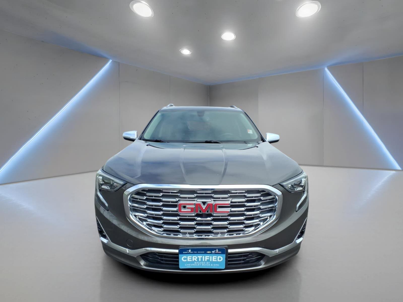 Used 2019 GMC Terrain Denali with VIN 3GKALXEX7KL263364 for sale in Freeport, IL