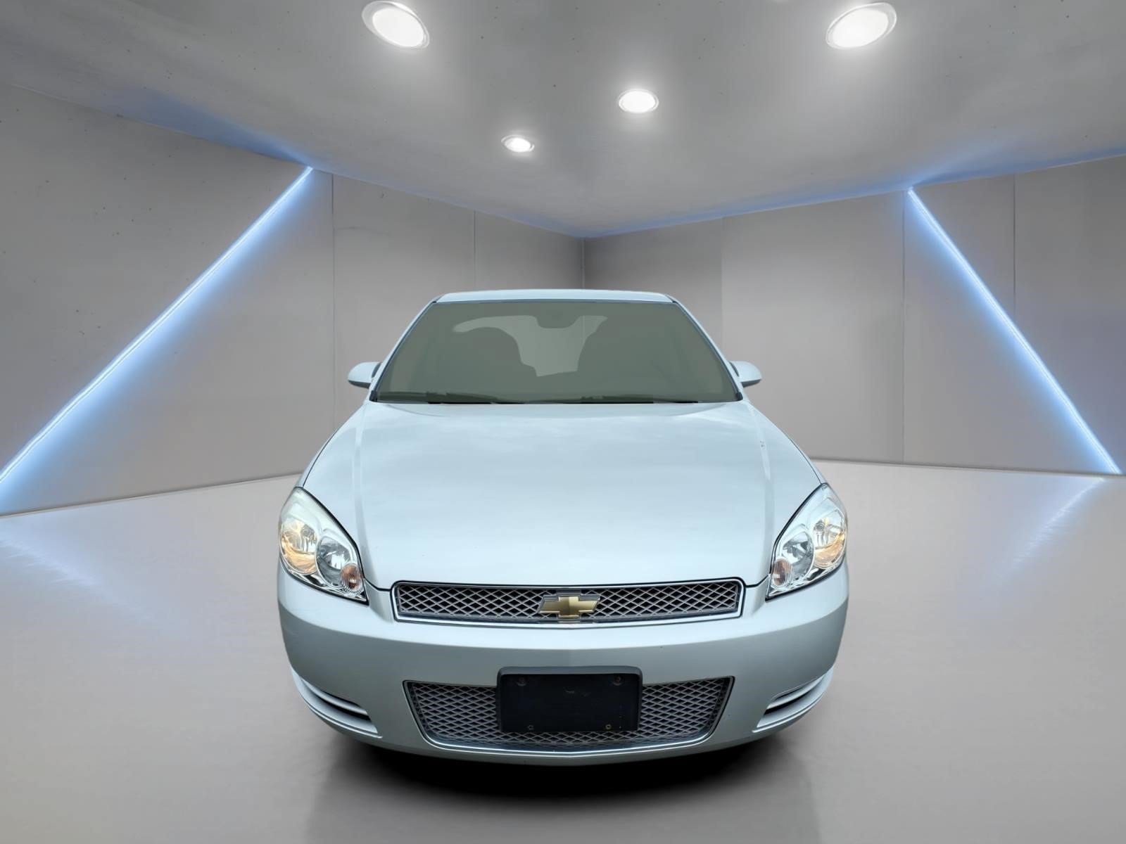 Used 2012 Chevrolet Impala 2FL with VIN 2G1WG5E31C1214728 for sale in Freeport, IL