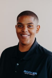 Staff member Tysheldin Johnson from ID_7f556dec6855