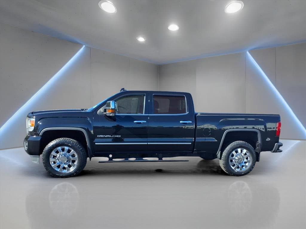 Used 2017 GMC Sierra 2500 HD Denali Truck