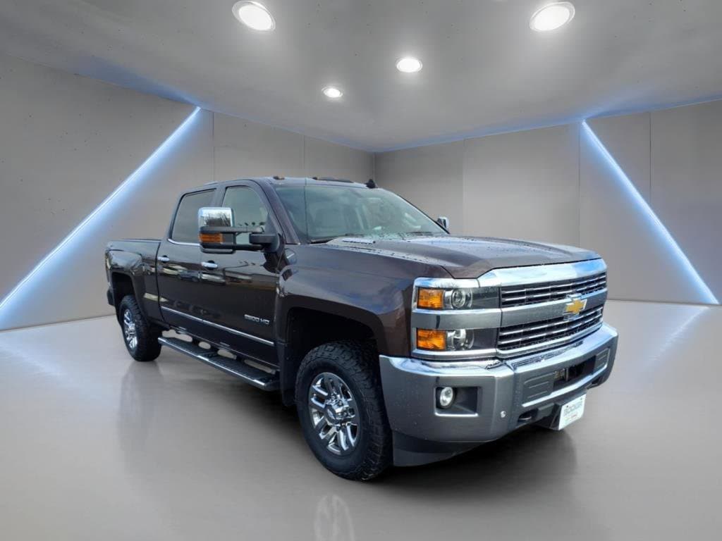 2016 Chevrolet Silverado HD LTZ's photo